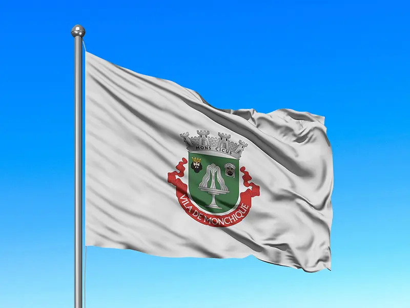 Bandeira do Município de Monchique em mastro