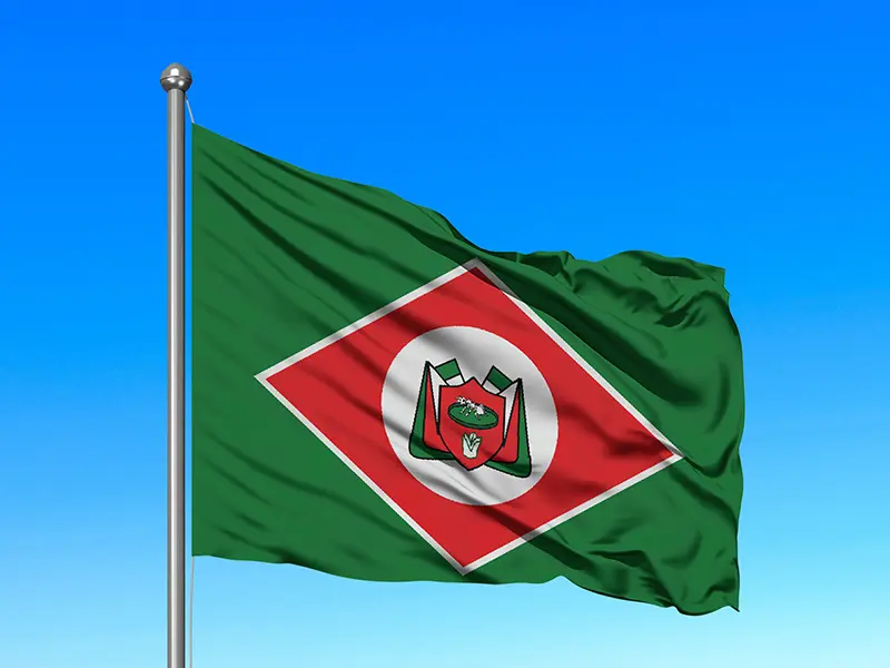 Bandeira do Município de Silves em mastro