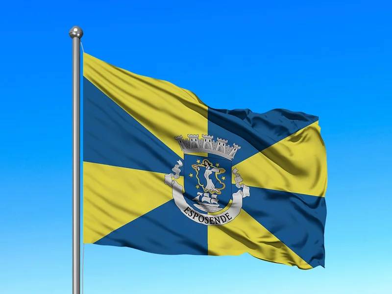 Bandeira do Município de Esposende em mastro