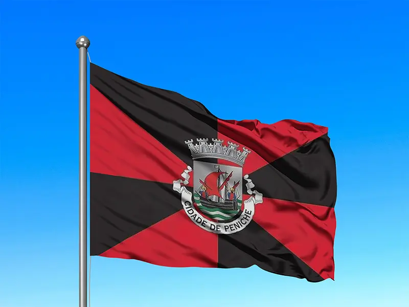 Bandeira do Município de Peniche em mastro
