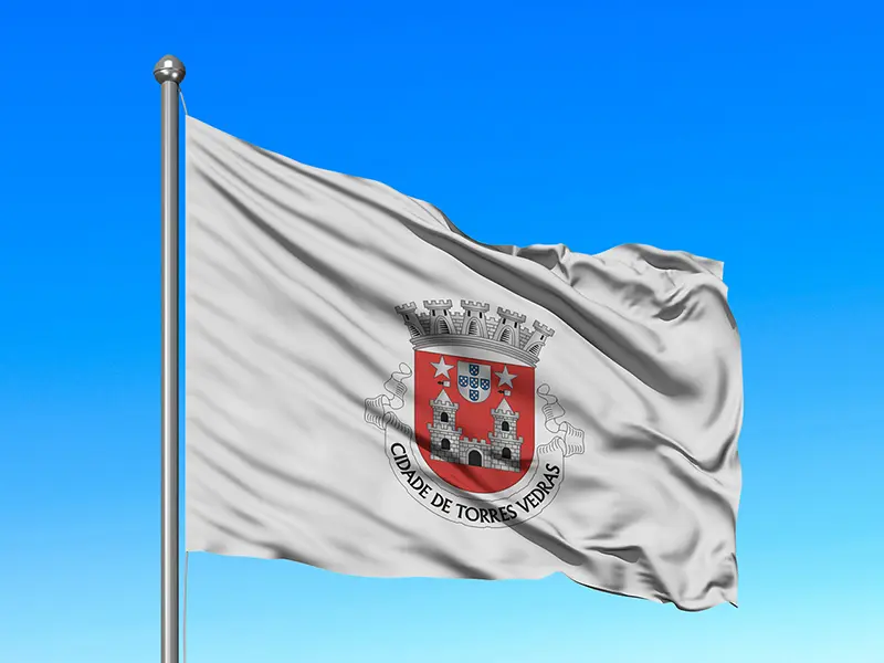 Bandeira do Município de Torres Vedras em mastro